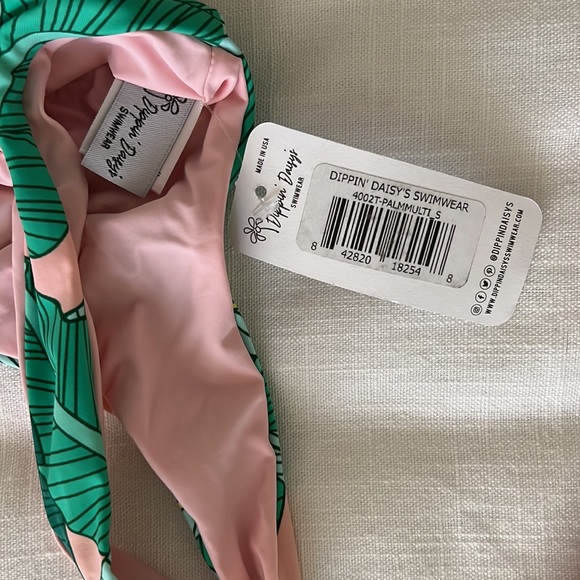 Palm Print high waisted bikini swimwear set. Top S bottom M never worn - Picture 6 of 6